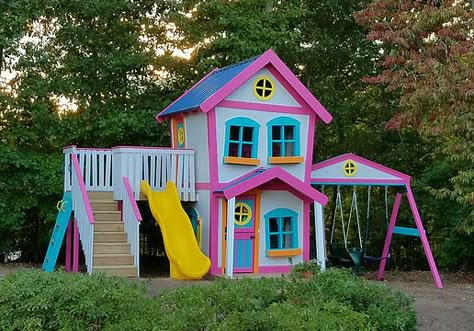 Playhouse Plan, Backyard Playset, Playhouse Ideas, Backyard Kids, Backyard Playhouse, Build A Playhouse, Playground Set, Outdoor Play Areas, Outside Play