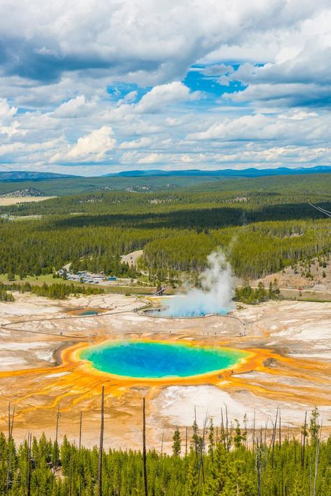 Yellowstone National Park Pictures, National Park Yellowstone, Yellowstone National Park Photography, Yellowstone Wyoming, Travel Wyoming, Grand Prismatic Spring, Grand Prismatic, Biscayne National Park, Lamar Valley