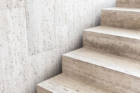 Travertine Staircase, Travertine Steps, Travertine Stairs, Pueblo House, Luxury Stairs, White Staircase, Stone Step, Step Treads, Marble Stairs