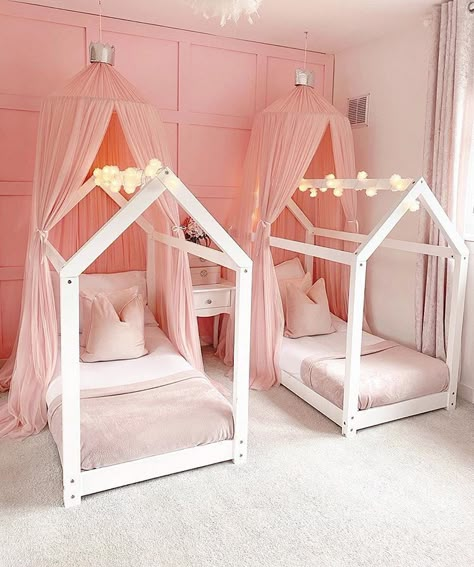 Twin Toddler Bedroom, Twin Girl Bedrooms, Shared Girls Room, Shared Girls Bedroom, Toddler Bedroom Girl, Toddler Girl Room, Toddler Room Decor, Kids Bedroom Inspiration, Kids Bedroom Designs