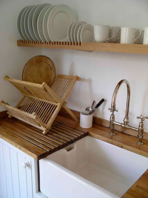 A custom shelf by Peter Henderson Furniture features slots for storing plates. Go to Peter Henderson for more information. Wall Mounted Dish Rack, Wall Mount Plate Rack, Shelf Spice, Ikea Shelf, Kitchen Ikea, Desain Pantry, Belfast Sink, Spice Racks, Dish Rack