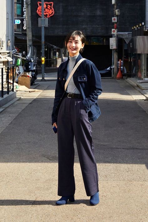 Japan Women Fashion, Japan Street Style Women, Japanese Street Fashion Women, Street Fashion 2023, Japanese Outfits Street Style, Japanese Outfits Casual, 90s Japan Fashion, 90s Japanese Fashion, Seoul Street Style