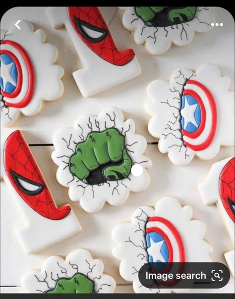 Marvel Cookies, Super Hero Cookies, Avengers Cookies, Spiderman Cookies, Superhero Day, Superhero Cookies, Marvel Birthday Party, Flooding Cookies, Disney Cookies