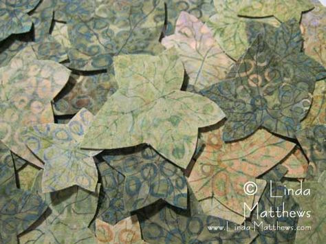 Tutorial - Three dimensional fabric embellishments for lazy people Leaf Quilts, Fabric Leaf, Fabric Leaves, Textile Techniques, Embroidery Leaf, Sewing Projects Free, Creative Textiles, Fabric Embellishment, Wool Quilts