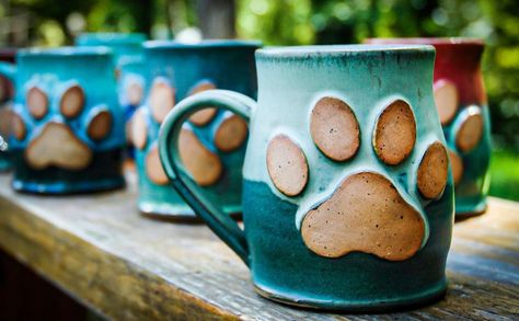 @happy.dog.pottery: "Previews of the October restock pots are on the website now! The listings will read “Out of Stock”…" Dog Pottery, Ceramics Pottery Mugs, Diy Pottery Painting, Beginner Pottery, Pottery Handbuilding, Pottery Gifts, Pottery Crafts, Diy Pottery, Pottery Cups