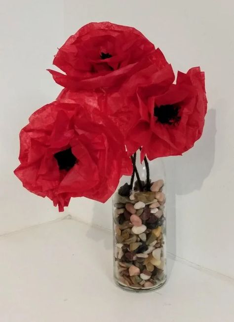 Tissue Paper Poppies : 7 Steps (with Pictures) - Instructables Tissue Paper Poppy, Poppies Craft, Tissue Paper Poppies, Poppy Template, Paper Poppies, Remembrance Day Art, Poppy Craft, Flowers Poppy, Origami Christmas Tree