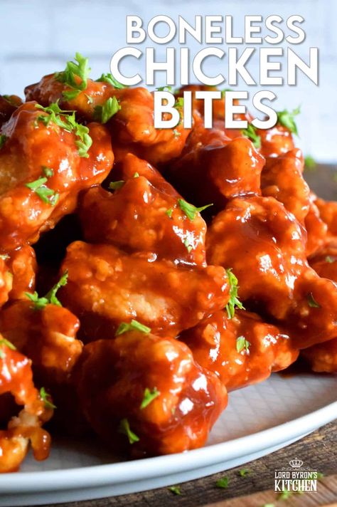 Crispy, fried, battered chicken tossed in your favourite prepared barbecue sauce, Boneless Chicken Bites are a perfect party food. Serve with fresh veggies, dip, and lots of toothpicks. There's no need to get your fingers dirty here! #bonelesschicken #barbecuechicken #BBQ #weeknightrecipes Chicken Bites Baked, Boneless Chicken Bites, Veggies Dip, Sugar Free Barbecue Sauce, Bbq Chicken Bites, Baked Cauliflower Bites, Battered Chicken, Veggies And Dip, Best Barbecue Sauce