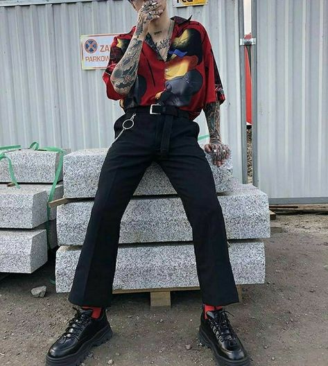 Fits Grunge, Indie Grunge Outfits, Sfx Makeup Artist, Alternative Fashion Men, Alternative Fashion Indie, Grunge Outfits Men, Look Grunge, Lesbian Fashion, Alt Outfits