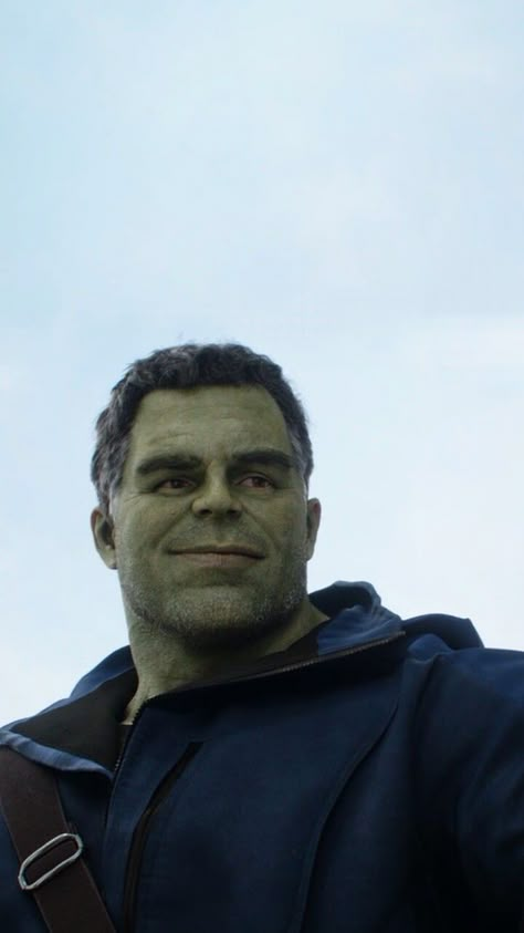 #Hulk #Banner #Endgame The Hulk Aesthetic, Bruce Banner Wallpaper, Bruce And Thor, Hulk Aesthetic, Hulk Banner, Hulk Transformation, Hulk Wallpaper, Mark Ruffalo Hulk, Hulk Bruce Banner