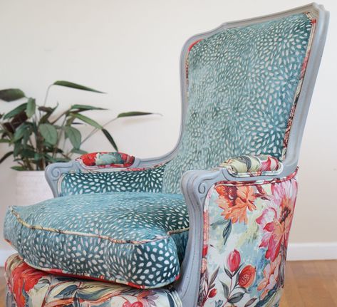 Chair Reupholster, Funky Chairs, Deco Chairs, Wingback Chairs, Making Furniture, Reupholster Chair, Upholstery Ideas, Bergere Chair, Upholstery Diy