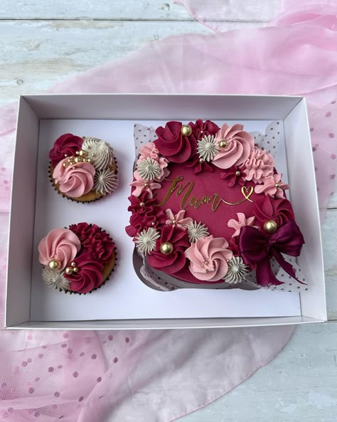 Victoria Proctor | Mothers Day 2024 🌺 Option one - Deluxe Box A vanilla/lemon or chocolate mini cake with 2 vanilla cupcakes Mini cake flavour options… | Instagram Mini Cakes With Cupcakes, Different Flavours Of Cakes, Mother Day Cake Designs, Mother Day Cupcakes, Cake Ideas For Moms Birthday, Mom Birthday Cake Ideas Mothers, Mother Day Cake Ideas, Mothers Day Cupcakes Ideas, Mini Cake With Cupcakes