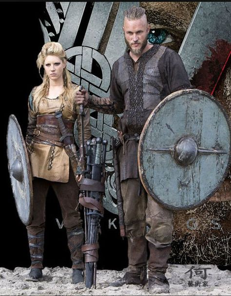 Vikings TV Show Season 1: Ragnar And Lagertha Costumes With Bonus Hair Instruction How To Ragnar And Lagertha, Lagertha Costume, Vikings Costume Diy, Viking Halloween Costume, Escudo Viking, Lagertha Vikings, Vikings Halloween, Ragnar Vikings, Vikings Lagertha