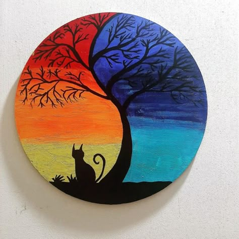 Circular Acrylic Painting, Circle Painting Ideas Easy Flowers, Circle Drawing Painting, Small Round Painting Ideas, Acrylic Painting On Mdf Board, Circle Board Painting Ideas, Cute Paintings On Circle Canvas, Circle Board Painting, Circular Canvas Painting Ideas