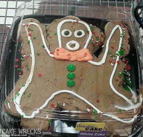 Ugly Birthday Cakes, Strange Cakes, Epic Cake Fails, Easy Gingerbread Cookie Recipe, Cake Disasters, Cursed Cakes, Baking Fails, Fecal Matter, Bad Cakes