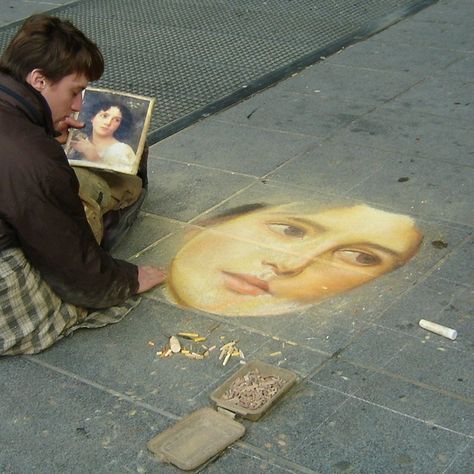 Impressive Chalk Portrait Drawn on the Streets of Paris by François Pelletier Streets Of Paris, Arte Inspo, On The Ground, Pablo Picasso, Catwoman, Potpourri, Vincent Van Gogh, 그림 그리기, Portrait Drawing