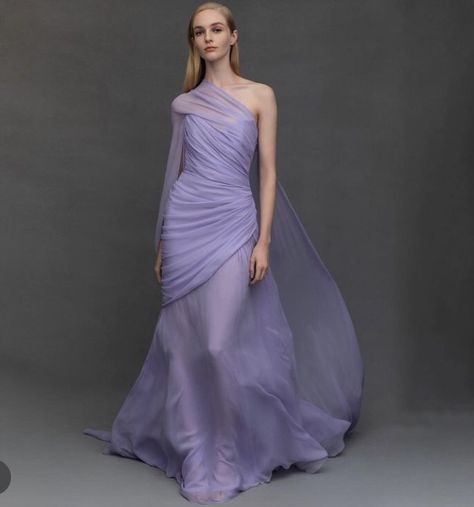 Lilac Dress Formal, Lavender Dress Formal, Lilac Gown, Model Dress Kebaya, Gradient Dress, Purple Wedding Dress, Lilac Wedding, Haute Couture Dresses, Lavender Dresses