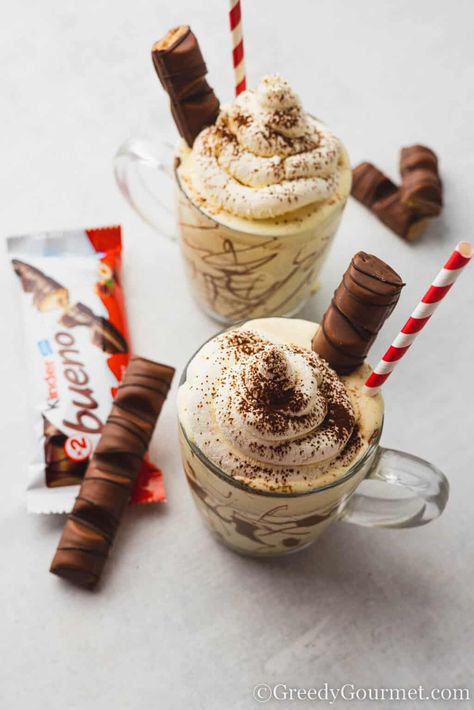 Kinder Bueno Milkshake | Greedy Gourmet Bueno Milkshake, Milkshake Drink, Super Green Smoothie, Boozy Milkshake, Coffee Milkshake, Milkshake Recipe, Dairy Free Ice Cream, Summer Smoothies, Chocolate Liqueur