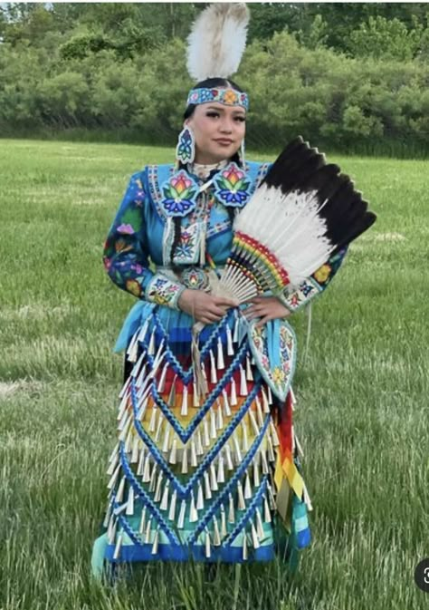 Native American Jingle Dress, Jingle Dancer, Jingle Dress Dancer, Powwow Outfits, Pow Wow Regalia, Fancy Shawl, Native American Dance, Native Regalia, Native American Dress