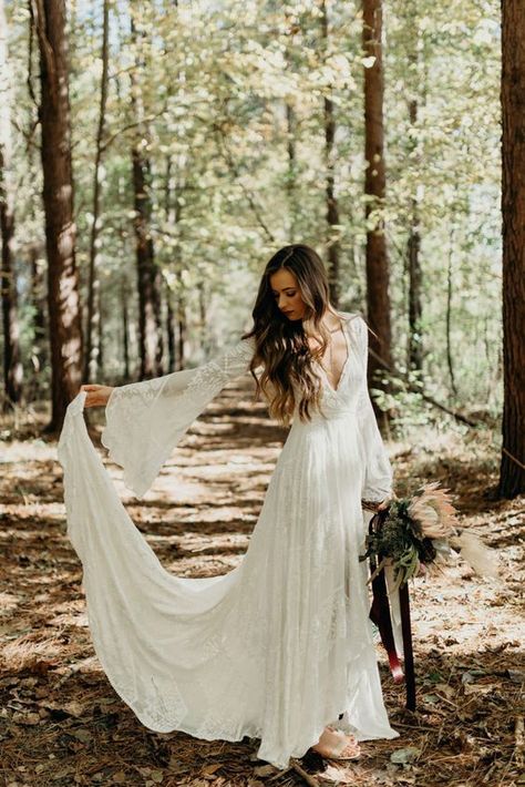 Fall in Love with These 30+ Glamorous Bohemian Wedding Dresses #wedding #weddingdress #dress Country Style Wedding Dresses, Vintage Wedding Dress Boho, Blonde Hair Tan Skin, Vintage Boho Wedding, Prom After Party, Cool Blonde Hair, Hippie Wedding, Pnina Tornai, Pictures Background