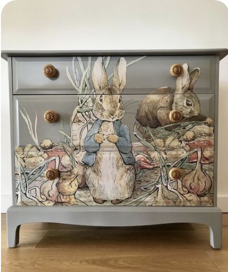 Decoupage Kids Furniture, Peter Rabbit Bedroom, Beatrix Potter Bedroom, Decoupage Furniture Ideas Vintage, Beatrix Potter Baby Room, Peter Rabbit Room, Peter Rabbit Nursery, Rabbit Nursery, Benjamin Bunny