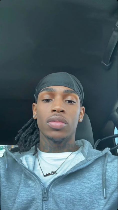 Slimbiim Instagram, Fine Black Males, Fine Black Guy, Hood Guys, Attractive Black Men, Dread Hairstyles For Men, Dread Heads, Cute Dreads, Black Dude