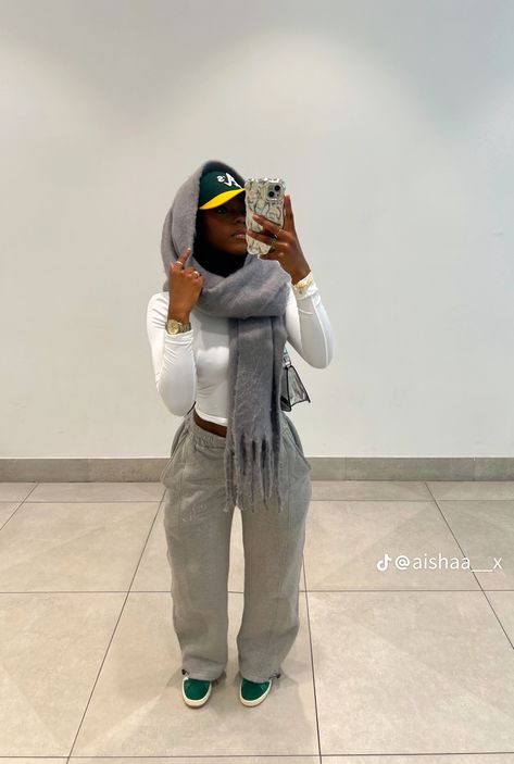 Winter Outfits Blackgirl, 00s Mode, Winter Edit, Street Style Outfits Casual, Zara Drip, Mode Zara, Joggers Outfit, Zara Outfit, Paris Outfits