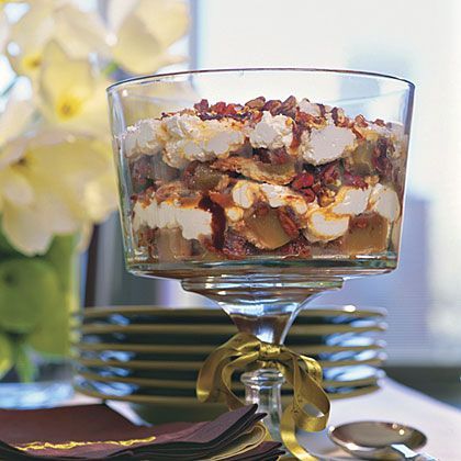 This decadent turtle trifle gets its flavor inspiration from classic turtle candy and features marscapone cheese, whipping cream, vanilla, pecan pie chunks, toasted pecans, and fudge cand caramel toppings. Turtle Trifle, Caramel Toppings, Marscapone Cheese, Oreo Trifle, Chocolate Fudge Topping, Turtle Candy, Trifle Bowl Recipes, Trifle Dessert Recipes, Trifle Recipes