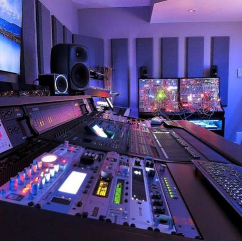 Producer Studio, Recording Studio Setup, Recording Studio Design, Recording Studio Home, Home Studio Setup, Music Studio Room, Dream Music, Studio Music, Home Recording Studio