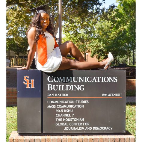 Mass Communication Major. Hire me!! Television, radio, events, I do it all! :) #SHSUGrad15 -Ke'Andra Williams Communication Major Graduation Pictures, Mass Communication Graduation Pictures, 2026 Graduation, Communication Major, Blair Aesthetic, Graduation Goals, Communication Pictures, Dan Rather, Grad Shoot