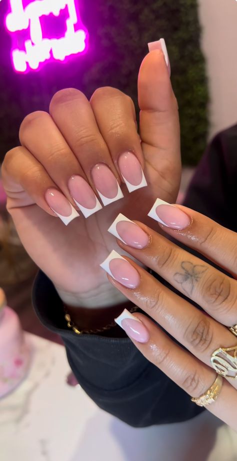 Medium Nails Acrylic French Tip, Short Square Frenchies, Medium Length White French Tip Nails, Medium Square French Tip Nails, Plain French Tips, Short Coffin Shape Nails French Tip, Medium Length French Tip Acrylic Nails, Short French Tip Acrylic Nails Pink, Nails With No Charms