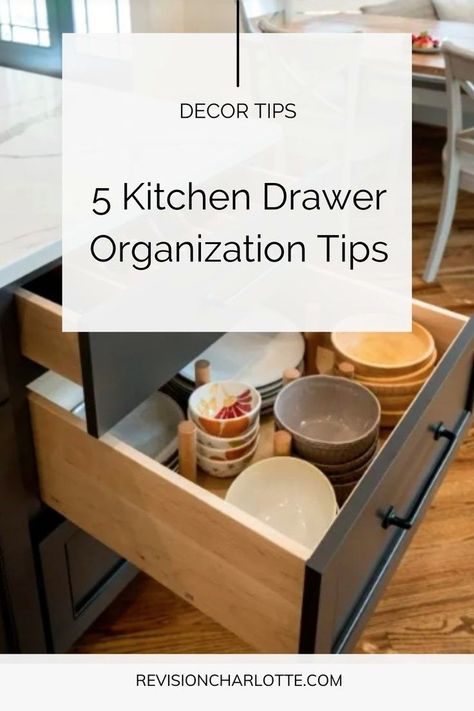 Kitchen Drawers Organization, Kitchen Drawer Organization Ideas, Drawer Organization Ideas, Kitchen Utensil Drawer, Kitchen Cabinets Upgrade, Transitional Kitchen Ideas, Adu Kitchen, Cabinet Organization Ideas, Custom Kitchen Remodel