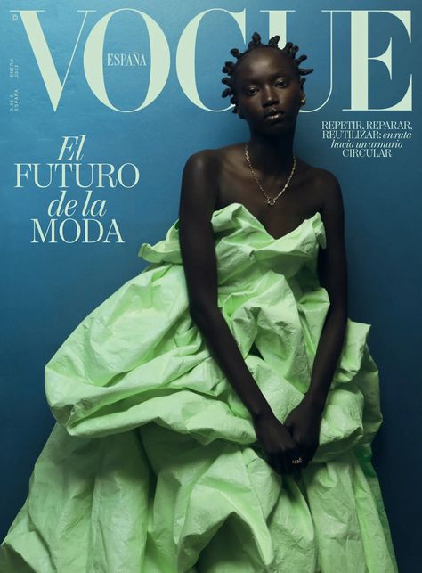 Anok Yai, Vogue Models, Black Magazine, Vogue Editorial, Vogue Magazine Covers, Fashion Magazine Cover, Vogue Spain, Fashion Cover, Vogue Covers