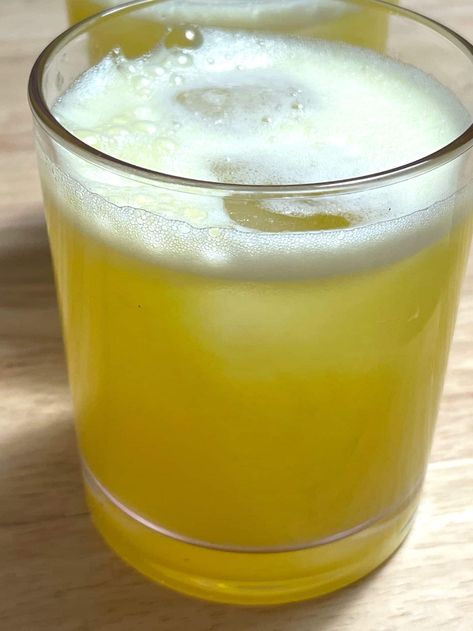 pineapple juice Fresh Pineapple Juice, Yummy Breakfast Smoothies, Healthy Delicious Breakfast, Dole Pineapple Juice, Pineapple Juice Recipes, Vegetarian Food Ideas, Fresh Juice Recipes, Food Recipes Quick, Breakfast Food Recipes