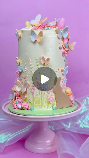 Birthday Cakes With Butterflies, How To Make A Butterfly Cake, Birthday Cake 9th Girl, 10th Birthday Cakes, Butterfly Theme Cake Simple, Butterfly Cakes For Girls Birthday, Butterfly Cakes Ideas, Cake With Butterflies, Butterfly Cake Design