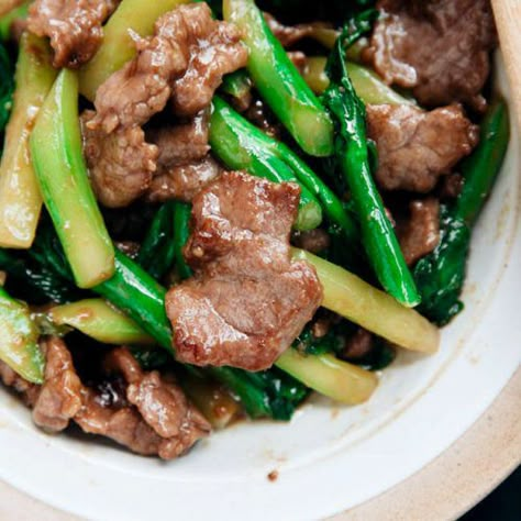 Spicy Beef Stir Fry, Chinese Beef Recipes, Chinese Broccoli, Chinese Beef, Sichuan Food, Beef Stir Fry Recipes, Chinese Cooking Wine, Asian Beef, Asian Food Recipes