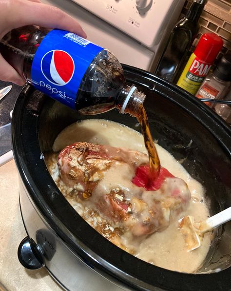 Pepsi Pot Roast Pepsi Pot Roast, Pepsi Pork Roast In Crock Pot, Pepsi Pot Roast Slow Cooker, Pepsi Roast Crock Pots, Pikes Peak Roast Crockpot, Coke Pot Roast, Beer Pot Roast, Coke Roast, Crock Pot Chuck Roast