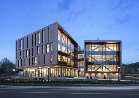 The American Institute of Architects has announced its 2020 COTE® Top Ten awards, which recognizes excellence in sustainable architecture and energy-efficient design. Amherst Massachusetts, University Of Massachusetts Amherst, Timber Architecture, Membrane Roof, University Architecture, Office Building Architecture, Timber Buildings, Design Building, Timber Structure