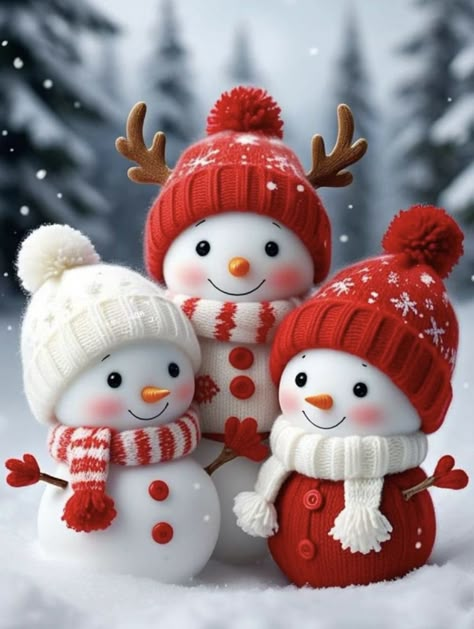 Snowmen Activities, Snowman Images, Merry Christmas Wallpaper, Merry Christmas Pictures, Christmas Scenery, Xmas Wallpaper, Karakter Disney, Cute Christmas Wallpaper, Christmas Phone Wallpaper