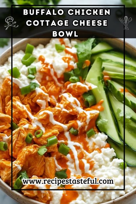 This Buffalo Chicken Cottage Cheese Bowl is perfect for those who love a spicy kick. The creamy cottage cheese balances the heat of the buffalo sauce, making this bowl a delicious and satisfying meal. Keto Cottage Cheese Recipes, Chicken Cottage Cheese, Chicken Bowls Healthy, Cottage Cheese Dinner, Keto Cottage Cheese, Cottage Cheese Bowls, Cottage Cheese Bowl, Cottage Cheese Breakfast Bowl, Chicken Cottage