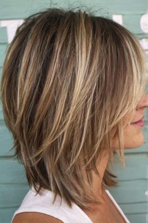 Haircuts For Medium Length Hair, Shoulder Length Bob, Layered Haircuts For Medium Hair, Haircuts For Medium Hair, Haircut And Color, Shoulder Length Hair, Medium Length Hair, Medium Length Hair Cuts, Cortes De Cabello