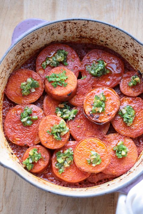 Sweet Potato in Tomato, Lime and Cardamom Sauce | Ottolenghi's Flavor - Ever Open Sauce Yotam Ottolenghi Recipes, Ottolenghi Recipes, Sweet Potato Chili, Cooking Sweet Potatoes, Green Chili, Potato Recipe, Plum Tomatoes, Healthy Foodie, New Cookbooks