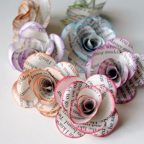 DIY Projects for Teenagers - Storybook Paper Roses - Cool Teen Crafts Ideas for Bedroom Decor, Gifts, Clothes and Fun Room Organization. Summer and Awesome School Stuff http://diyjoy.com/cool-diy-projects-for-teenagers Paper Decorations Diy, Diy Projektit, בר מצווה, Old Book Pages, Cool Diy Projects, Old Book, Paper Roses, Crafts For Teens, Cute Crafts