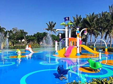 Indoor Splash Pad, Backyard Water Fun, Water Park Ideas, Playground Sand, Kids Water Slide, Fun Water Parks, Spray Park, Water Pad, Kids Backyard Playground