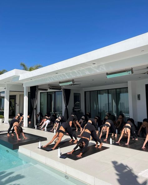 The Pilates Class on Instagram: “Full of so much love and gratitude after our event in LA yesterday. 🤍 Who would like me to film this class?” Pilates Birthday Party, Pilates Bachelorette, Fitness Birthday Party, Outdoor Stretching, Pilates Party, Bachelorette Yoga, Wellness Party, Wellness Queen, Yoga Wedding