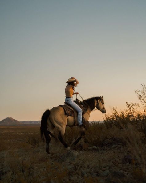 West Texas Aesthetic, Western Future, Coast Cowgirl, West America, Western America, Texas Aesthetic, Montana Western, Costal Cowgirl, Dirty Boots