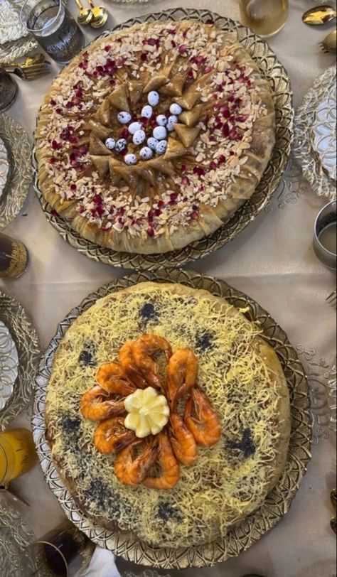 Moroccan Food Traditional, Morocco Food, Moroccan Aesthetic, Moroccan Dishes, Sweet Mint, Meat And Vegetables, Preserved Lemons, Moroccan Culture, Moroccan Wedding