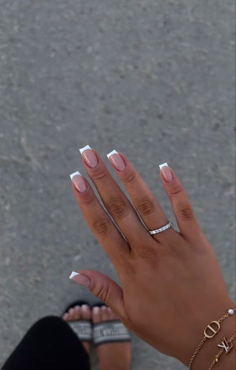 Messy French Tip Nails, Acrylic Nail Inspo Neutral, Grad Nails Square, Braid Nails Wedding, Short Nail Inspo Summer 2024 Simple, White French Tip Black Women, Square Nail Designs French Tip, June Nails Ideas 2024 Square, Short Square Nails French Tip