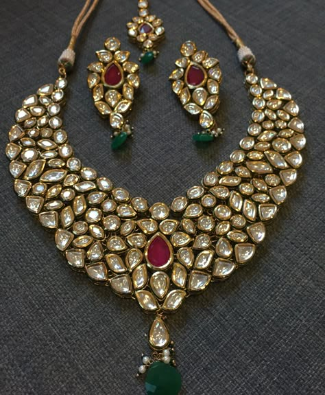 Kundan Gold Plated Set with Ruby Style Stones in Invisible Setting by Anayah… Kundan Sets Indian Jewelry Gold, Kundan Set Design, Kundan Jewellery Set Simple, Kundan Gold Jewellery, Jewellery Set Design, Gold Kundan Jewellery, Indian Bridal Jewelry Kundan, Simple Bridal Jewelry, Jadau Jewellery