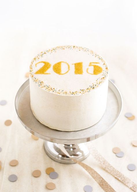 DIY Sprinkle New Years Eve Cake | by Carrie Sellman for TheCakeBlog.com Snow Cupcakes, Nye Cake, New Years Cakes, New Years Eve Cake, Polar Bear Cookies, New Year Cake Designs, Polar Bear Cake, New Years Cake, New Years Wishes