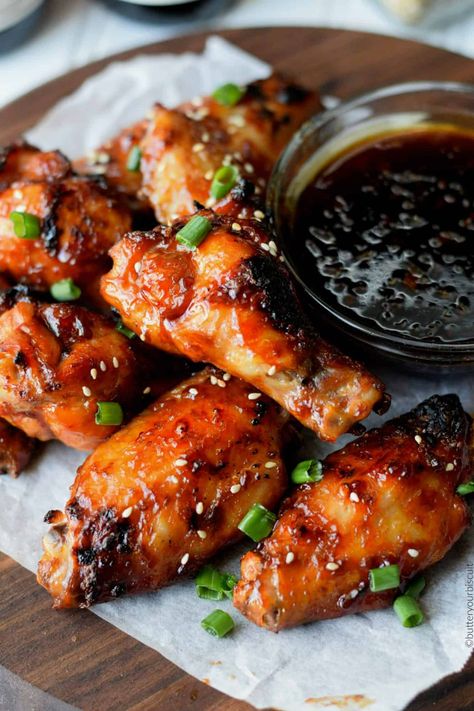 Spicy Teriyaki Chicken, Baked Teriyaki Chicken Wings, Teriyaki Chicken Wings Recipe, Ayam Teriyaki, Teriyaki Wings, Best Chicken Wing Recipe, Teriyaki Chicken Wings, Football Friday, Baked Chicken Wings Oven